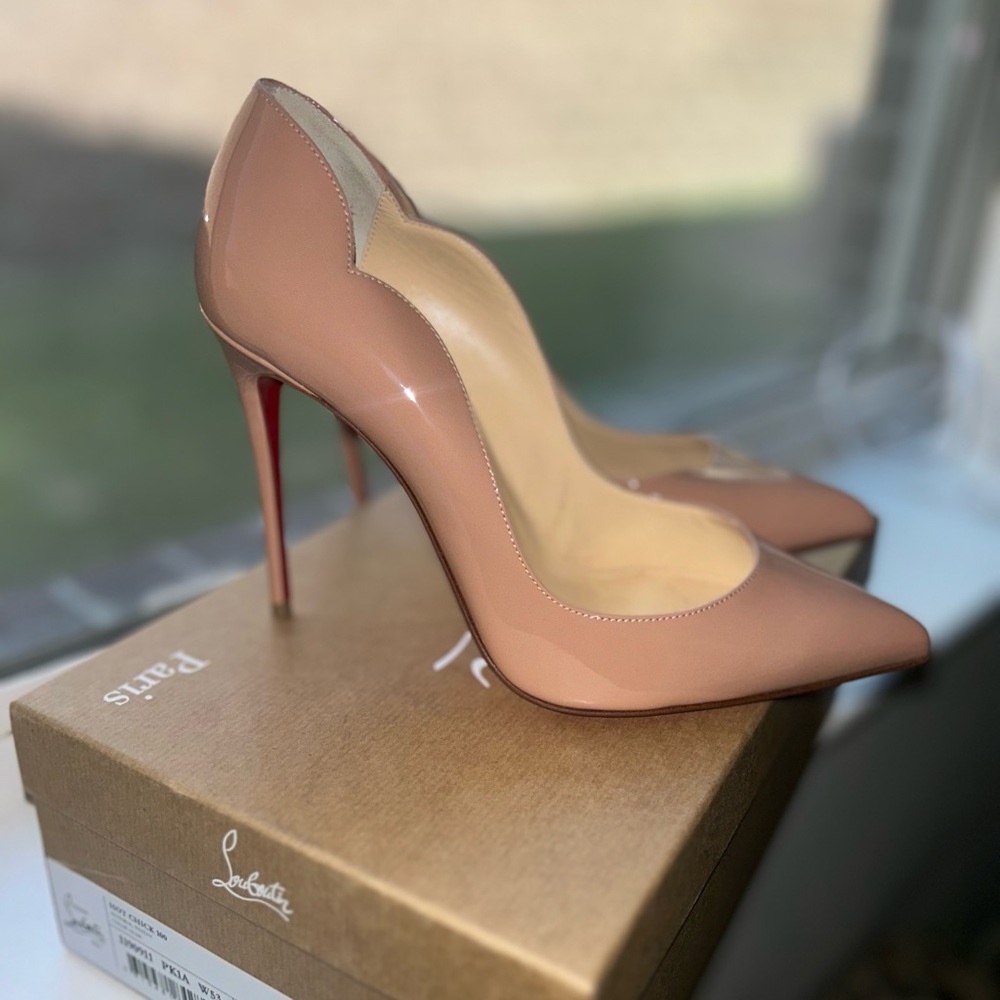 Christian Louboutin Hot Chick Nude Pump